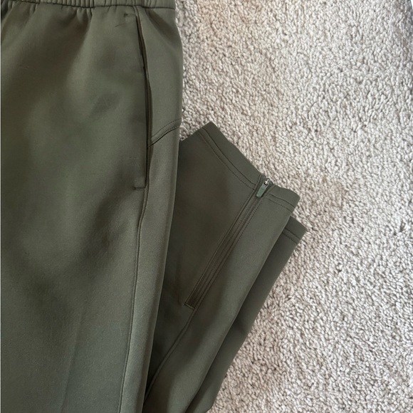 Nike Women's Dri-FIT Prima High-Waisted 7/8 Training Pants - Picture 2 of 6